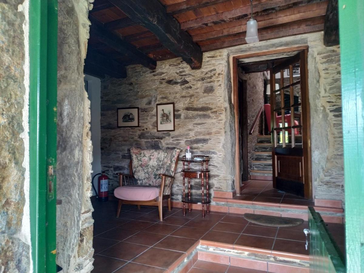 Casa O Castelo En Touro Villa ภายนอก รูปภาพ